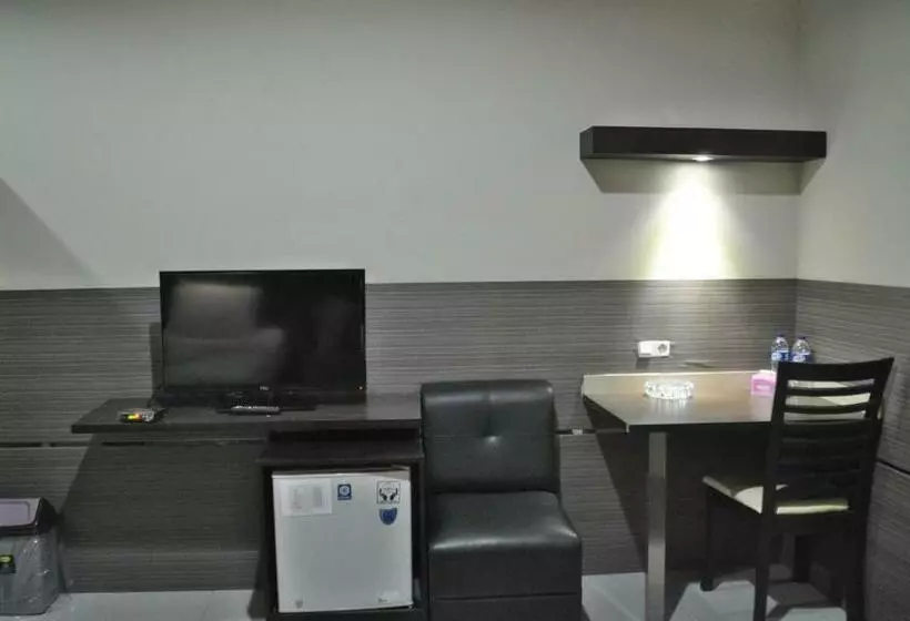 Grand Krakatau Hotel Serang
