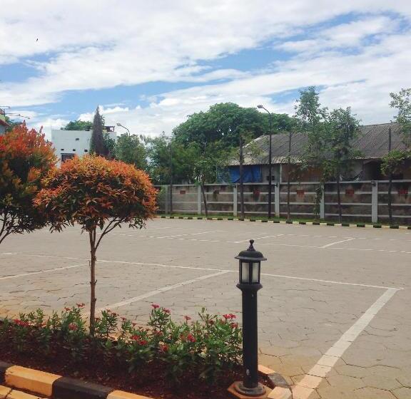 Grand Krakatau Hotel Serang