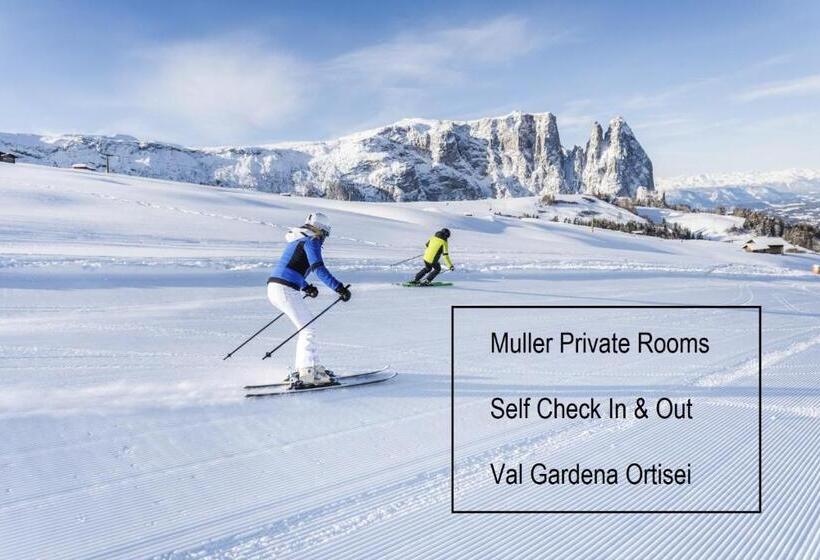 Hotelli Muller Private Rooms