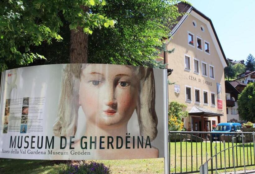 Hotelli Muller Private Rooms