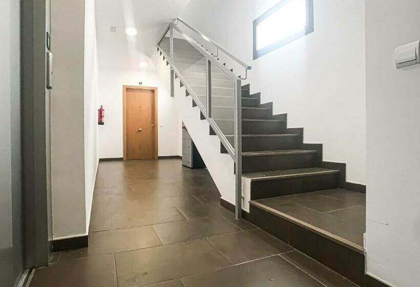 Отель Royal Suites Estepona