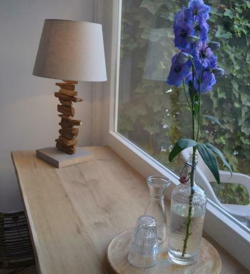 ペンション Behind The Beach