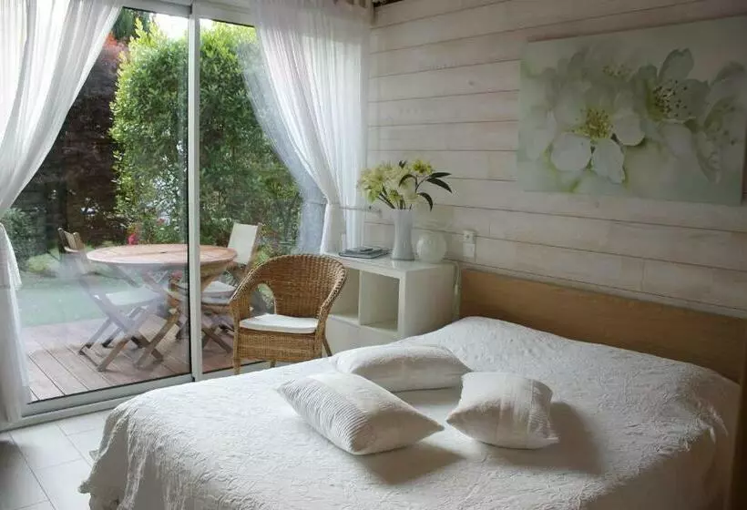 Majatalo Chez Sophie