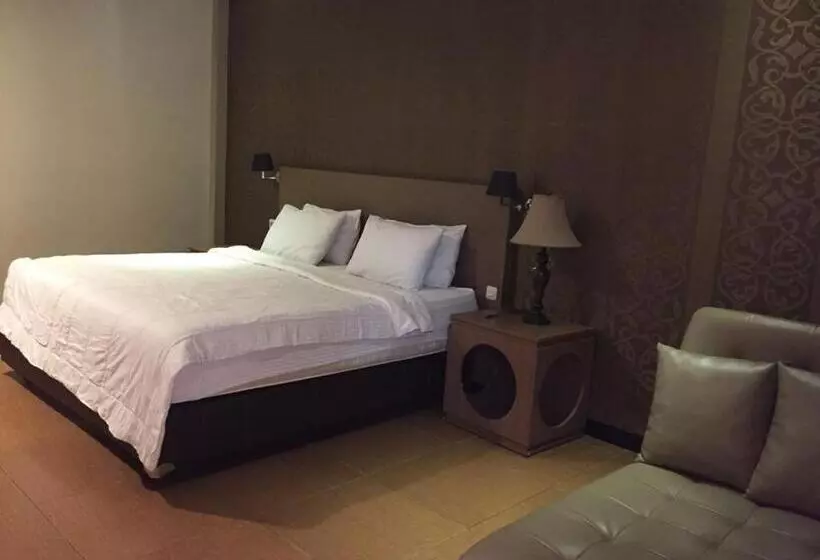 پانسیون Narisha Guesthouse