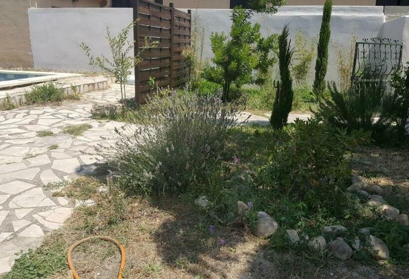 ベッドアンドブレックファースト Chambre D Hôtes Du Charme Provençal