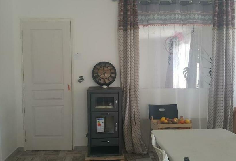 ベッドアンドブレックファースト Chambre D Hôtes Du Charme Provençal