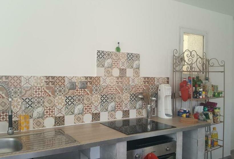 ベッドアンドブレックファースト Chambre D Hôtes Du Charme Provençal