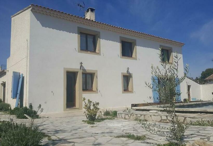 ベッドアンドブレックファースト Chambre D Hôtes Du Charme Provençal