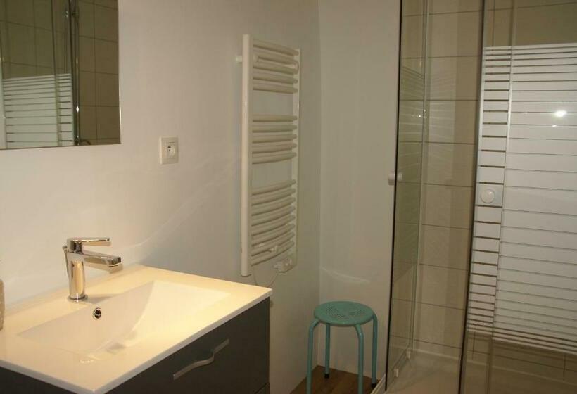 민박 Les Greniers De Blanche