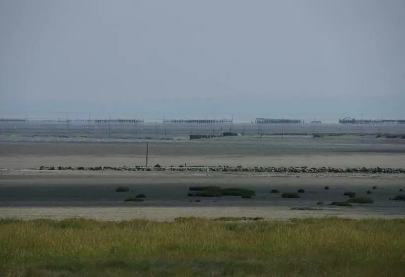 ベッドアンドブレックファースト Les Greniers De Blanche