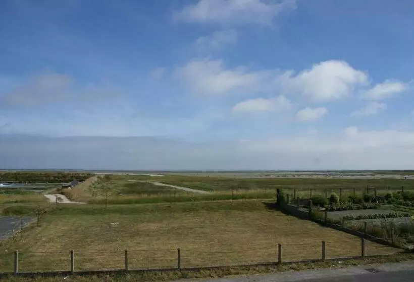 ベッドアンドブレックファースト Les Greniers De Blanche