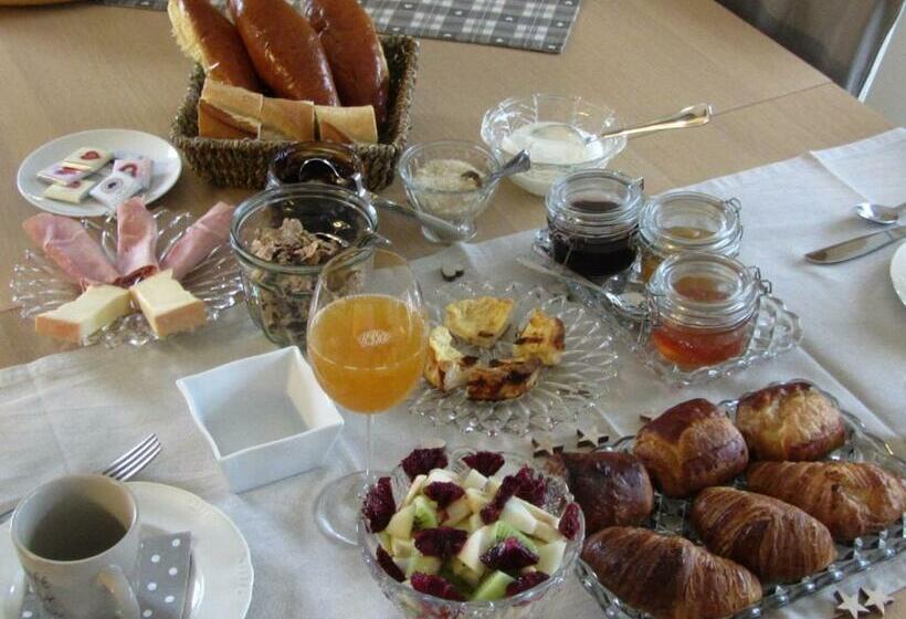 تختخواب و صبحانه Reve Gourmand