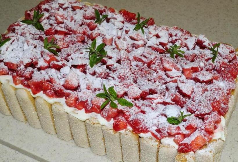 تختخواب و صبحانه Reve Gourmand