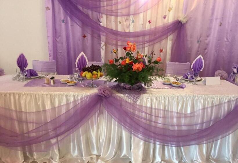 فندق Continental