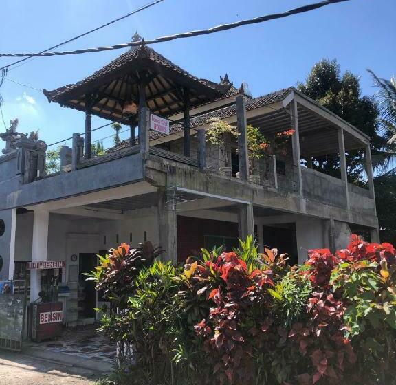 פנסיון Buana Asti Homestay