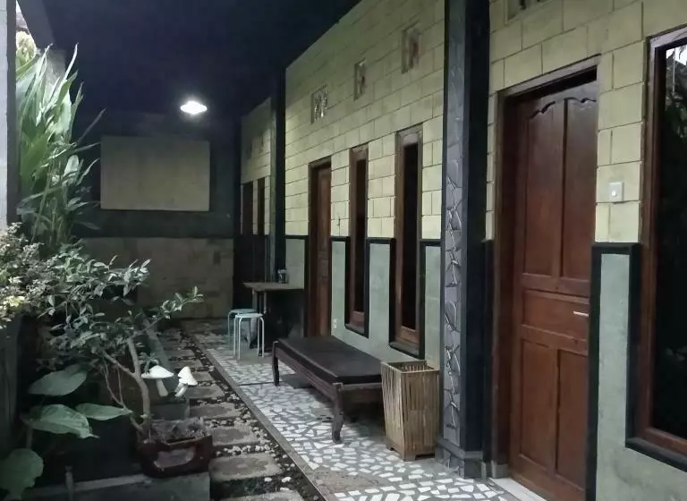 پانسیون Buana Asti Homestay