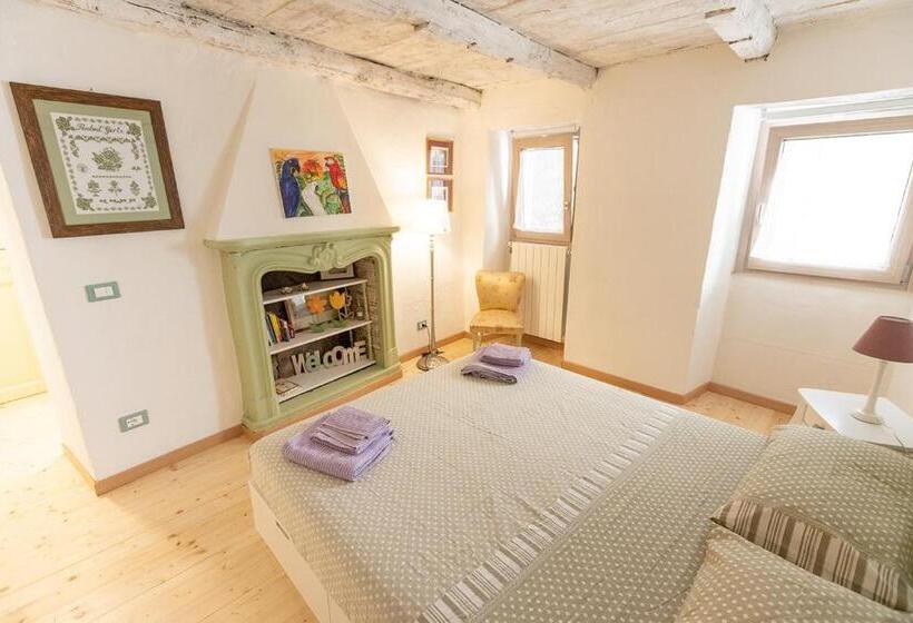 פנסיון La Casetta Delle Ragazze Ribelli