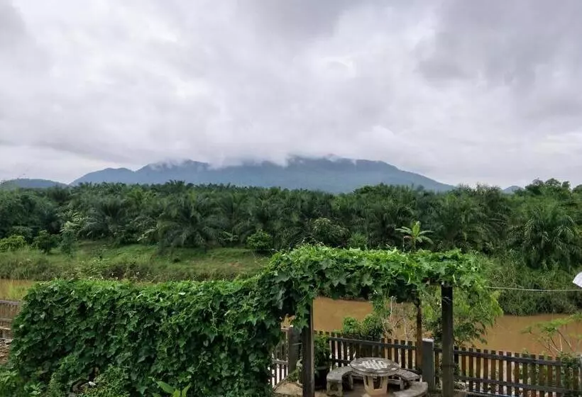 リゾートホテル Teak Villa