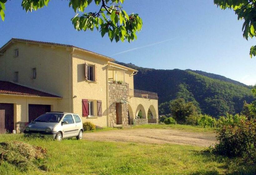 住宿加早餐  Chambre Independante Et Aménagée 25 Kms Ajaccio