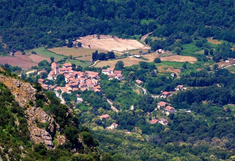 住宿加早餐  Chambre Independante Et Aménagée 25 Kms Ajaccio