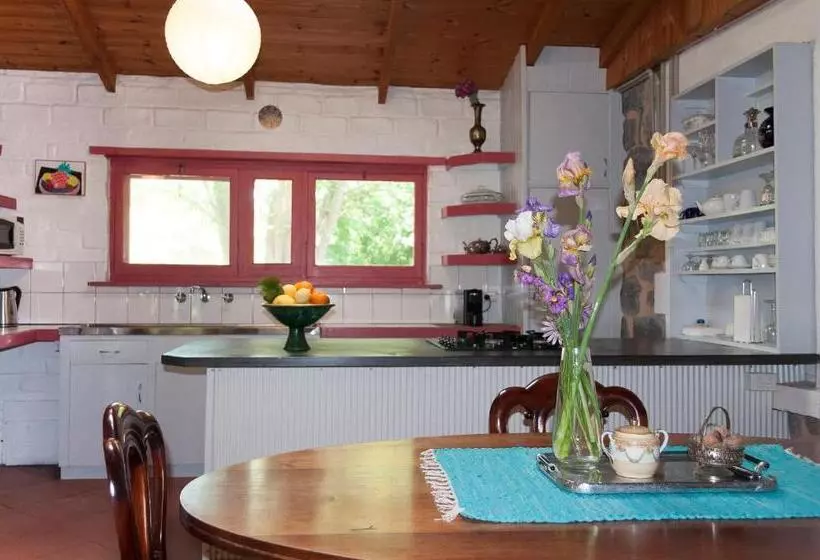 Aamiaismajoitus (B&B) Trevalia Accommodation