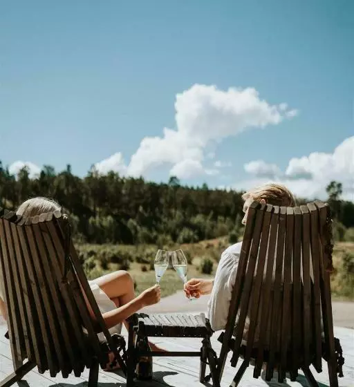 Hotelli Tackork Gård & Marina