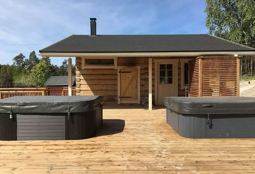 Hotelli Tackork Gård & Marina