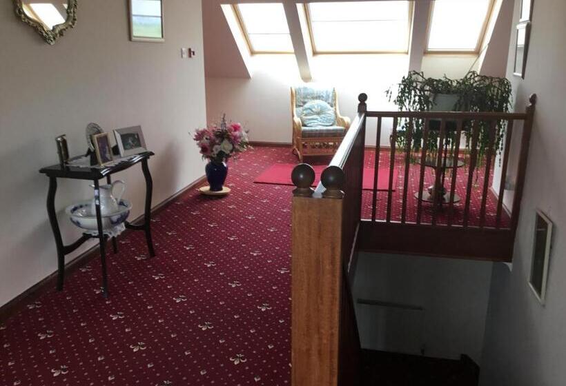 ホテル Woodcockfaulds House