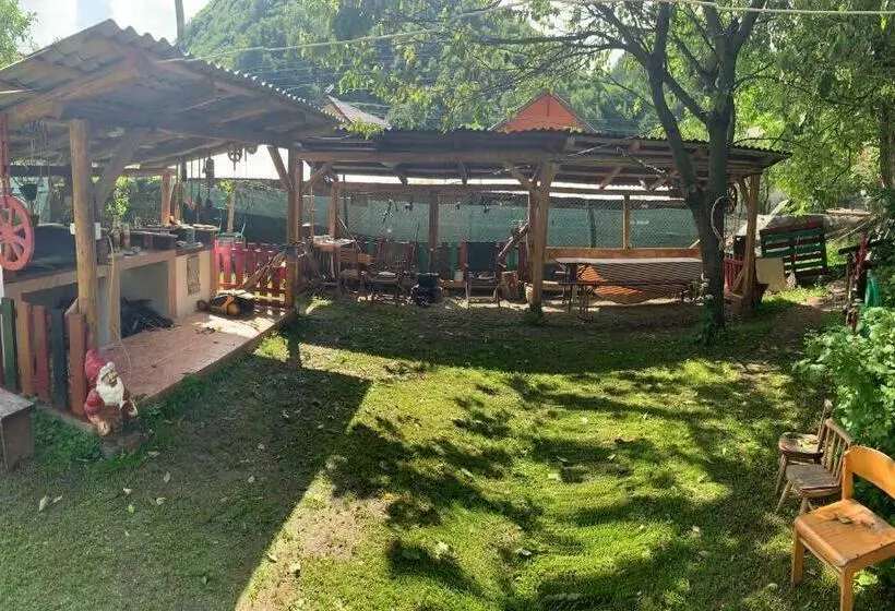 پانسیون Casa Maria