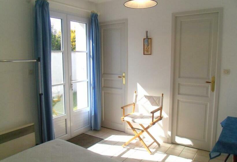 بنسيون L Oiseliere