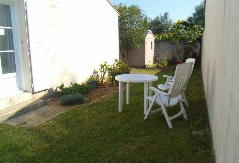 بنسيون L Oiseliere