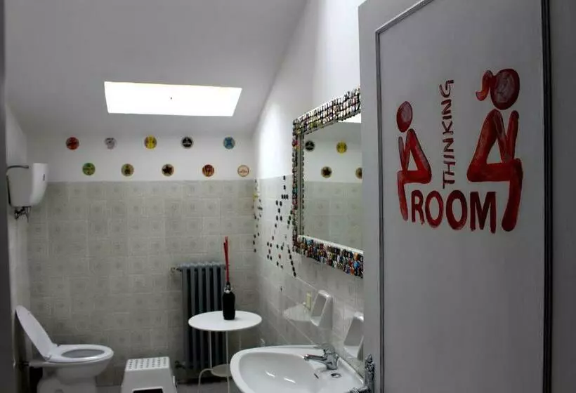 ペンション La Sosta Navarra Bed & Beer