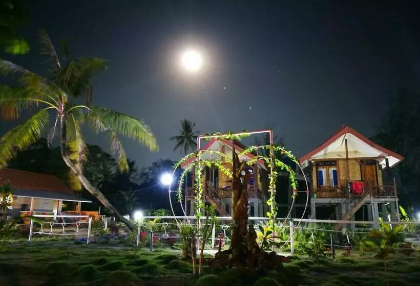 Pensión Laendra Sunset Beach