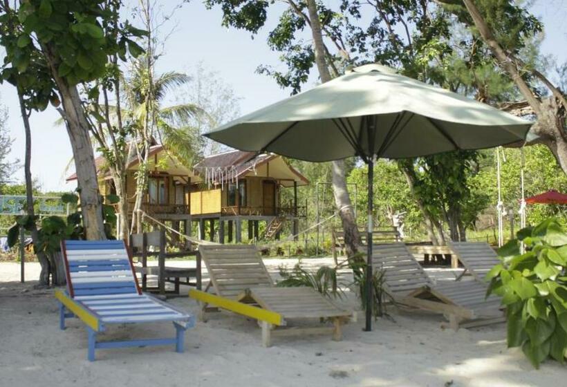 Pension Laendra Sunset Beach