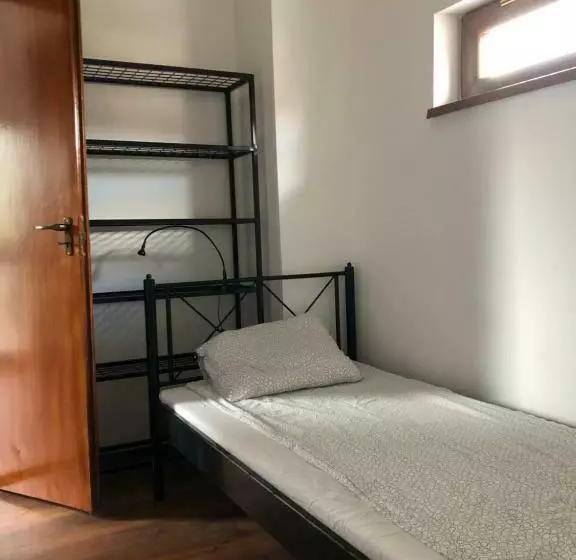 پانسیون Starlight Apartment