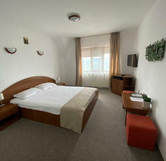 Pensiunea Fantanita Haiducului