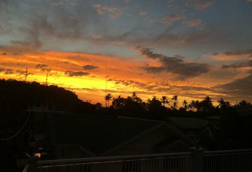 Victoria S Bed & Breakfast