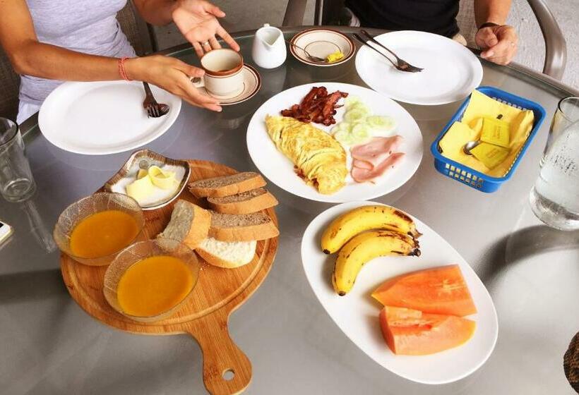 Victoria S Bed & Breakfast