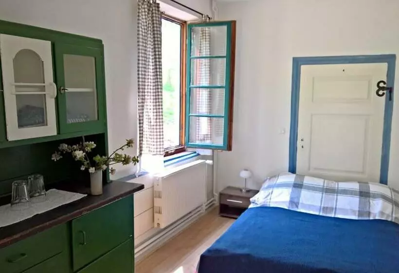 Aamiaismajoitus (B&B) Altes Pfarrhaus