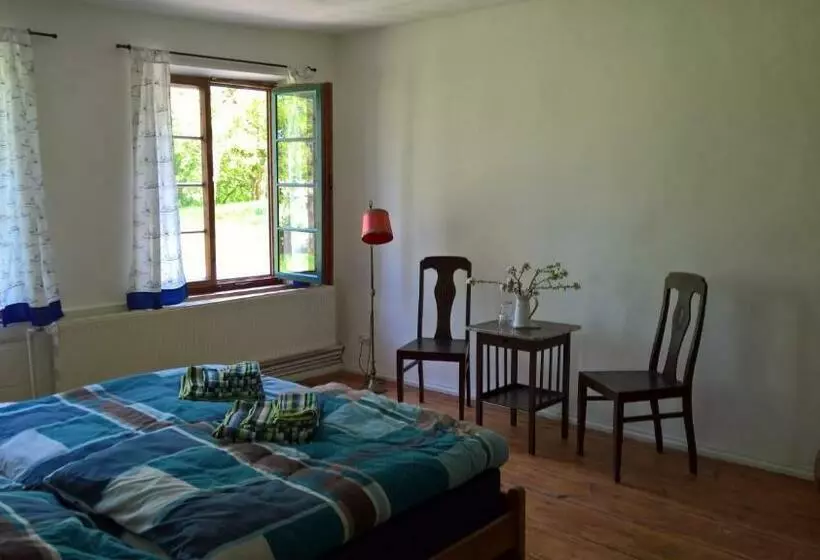 Aamiaismajoitus (B&B) Altes Pfarrhaus