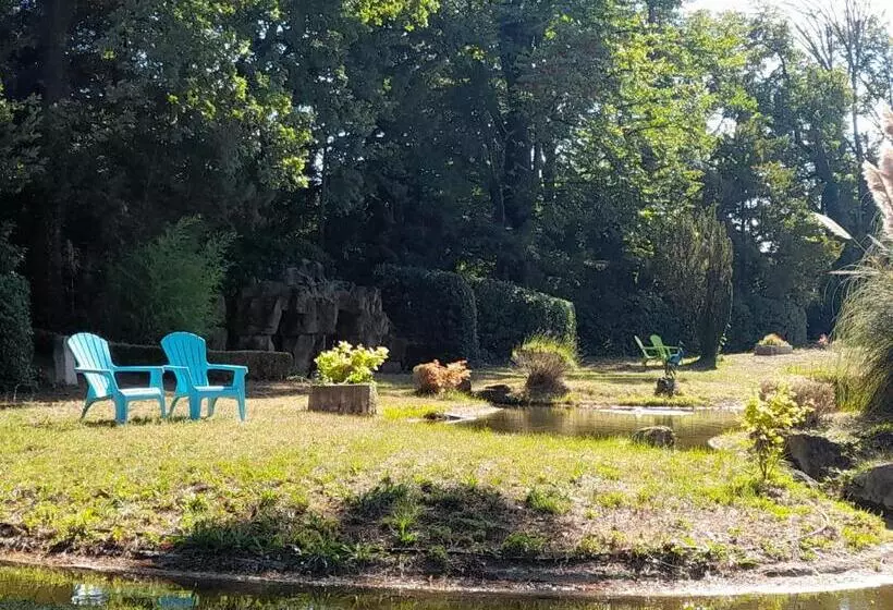 تختخواب و صبحانه Domaine De Bellevue Chambre D Hôtes