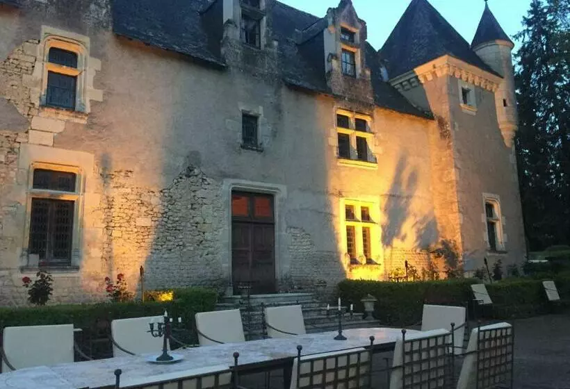 تختخواب و صبحانه Manoir De La Rémonière