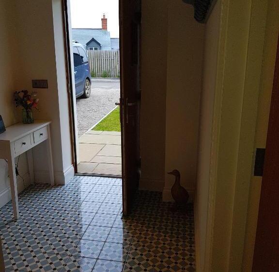 ベッドアンドブレックファースト Primrose House