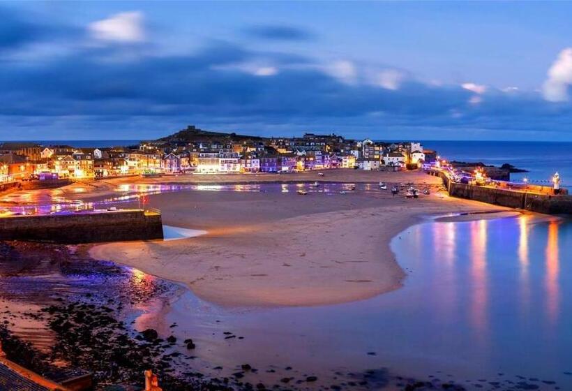 ベッドアンドブレックファースト Primrose House