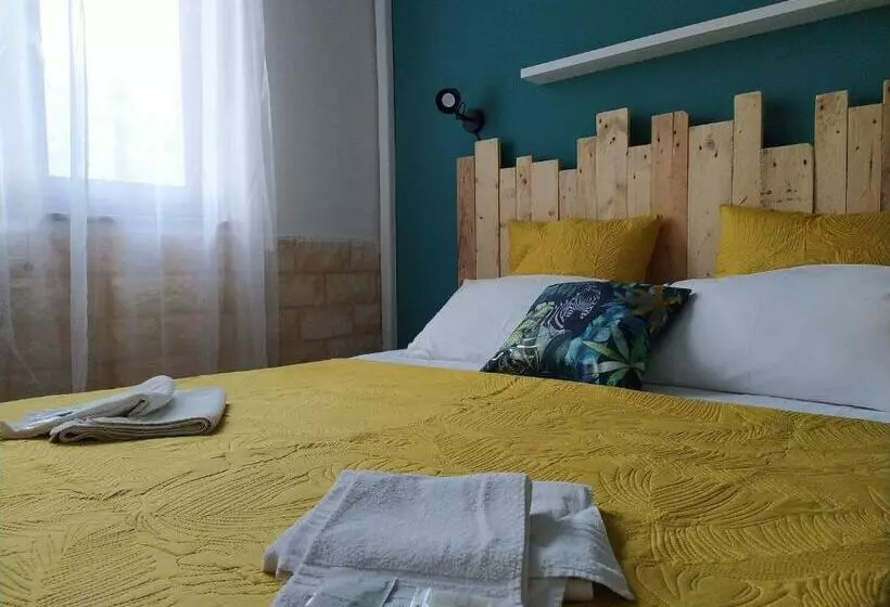 Majatalo Bed & Breakfast Pintadera