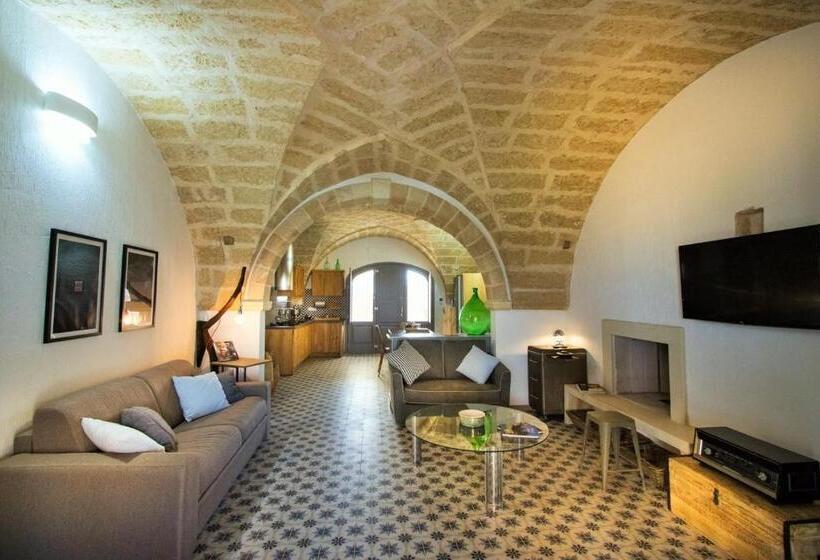 ペンション Masseria Prontera With Pool