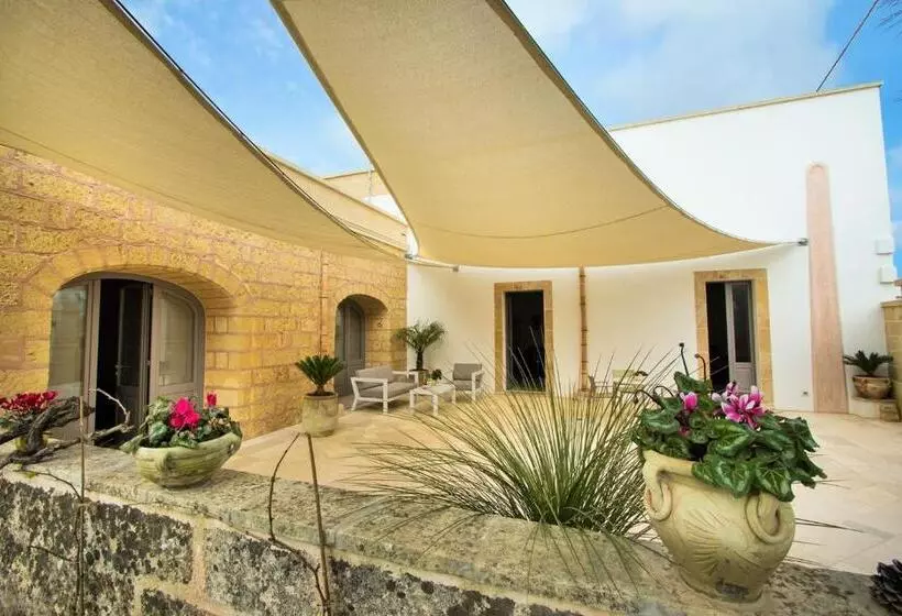 ペンション Masseria Prontera With Pool