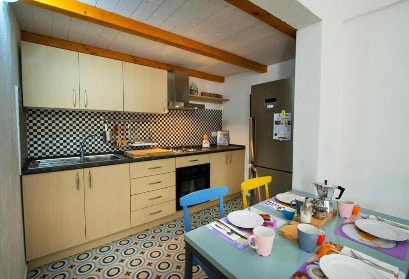 ペンション Masseria Prontera With Pool