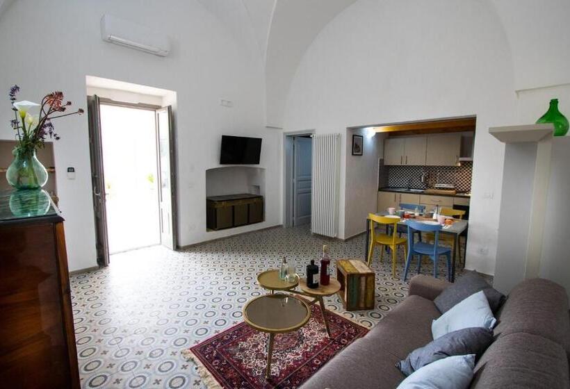 ペンション Masseria Prontera With Pool