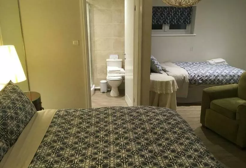 ペンション The Annexe At Asbit Lodge